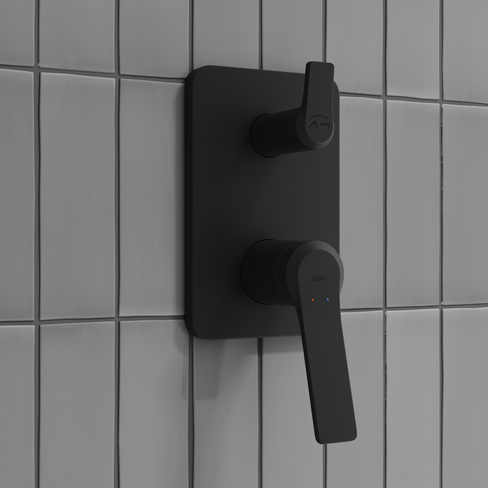 Встраиваемая душевая система с тропическим душем