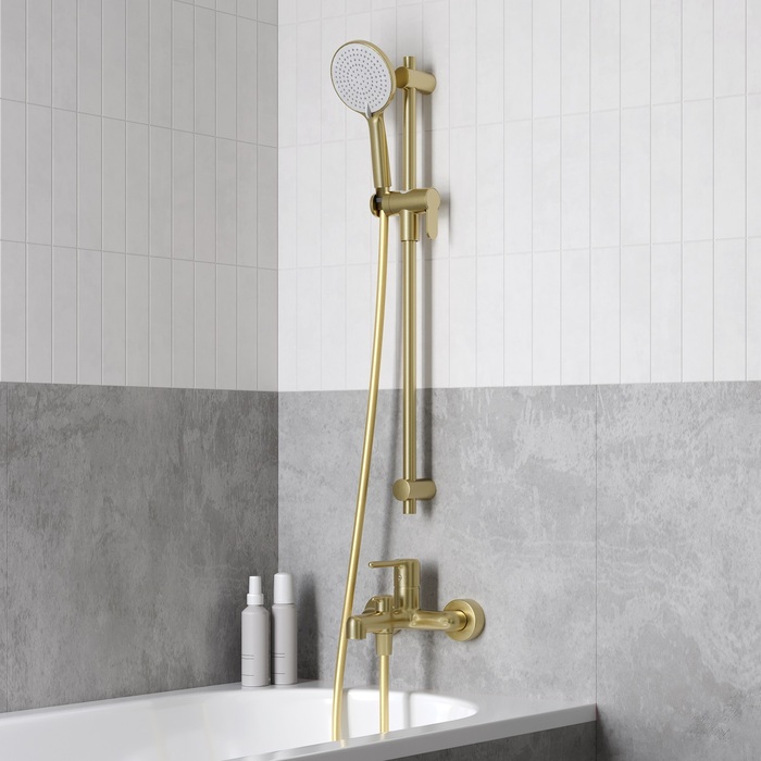 Смеситель для ванны