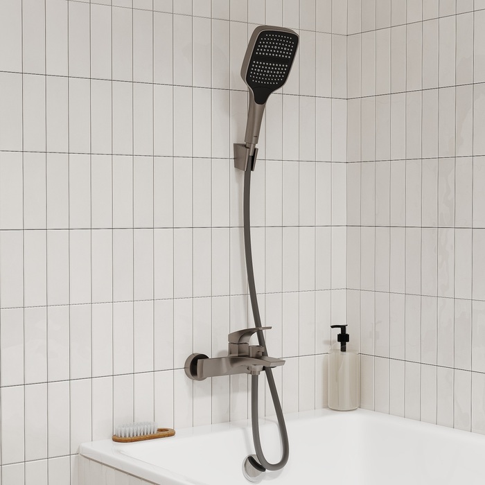 Смеситель для ванны