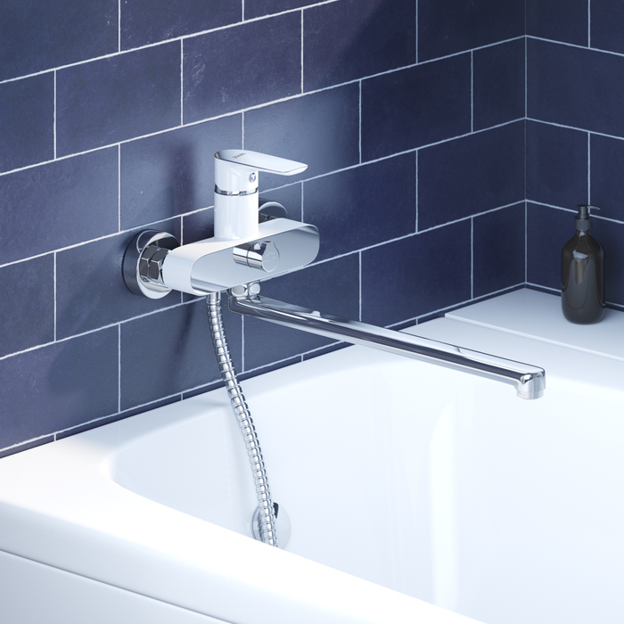 Смеситель для ванны с длинным изливом Cloud
